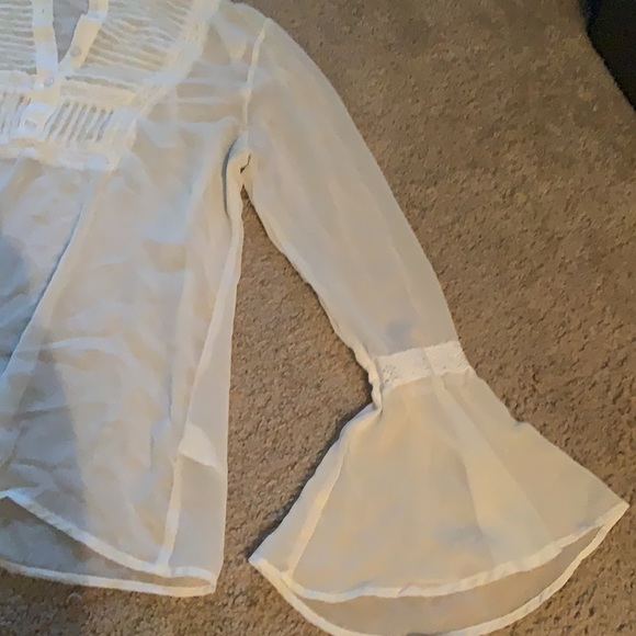 Long sleeve wide sleeve Blouse - Picture 3 of 3